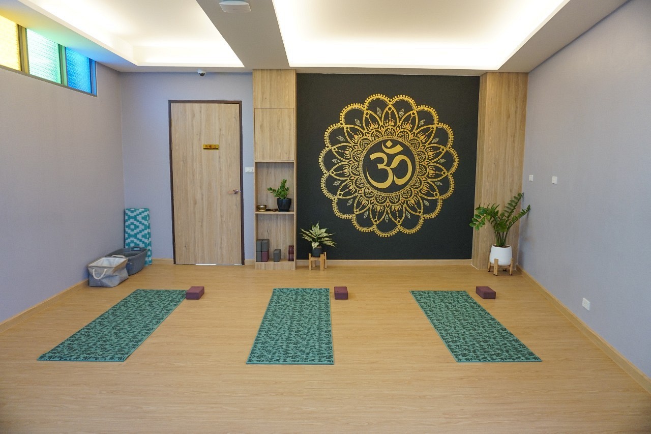 Shanti & Meeting Room