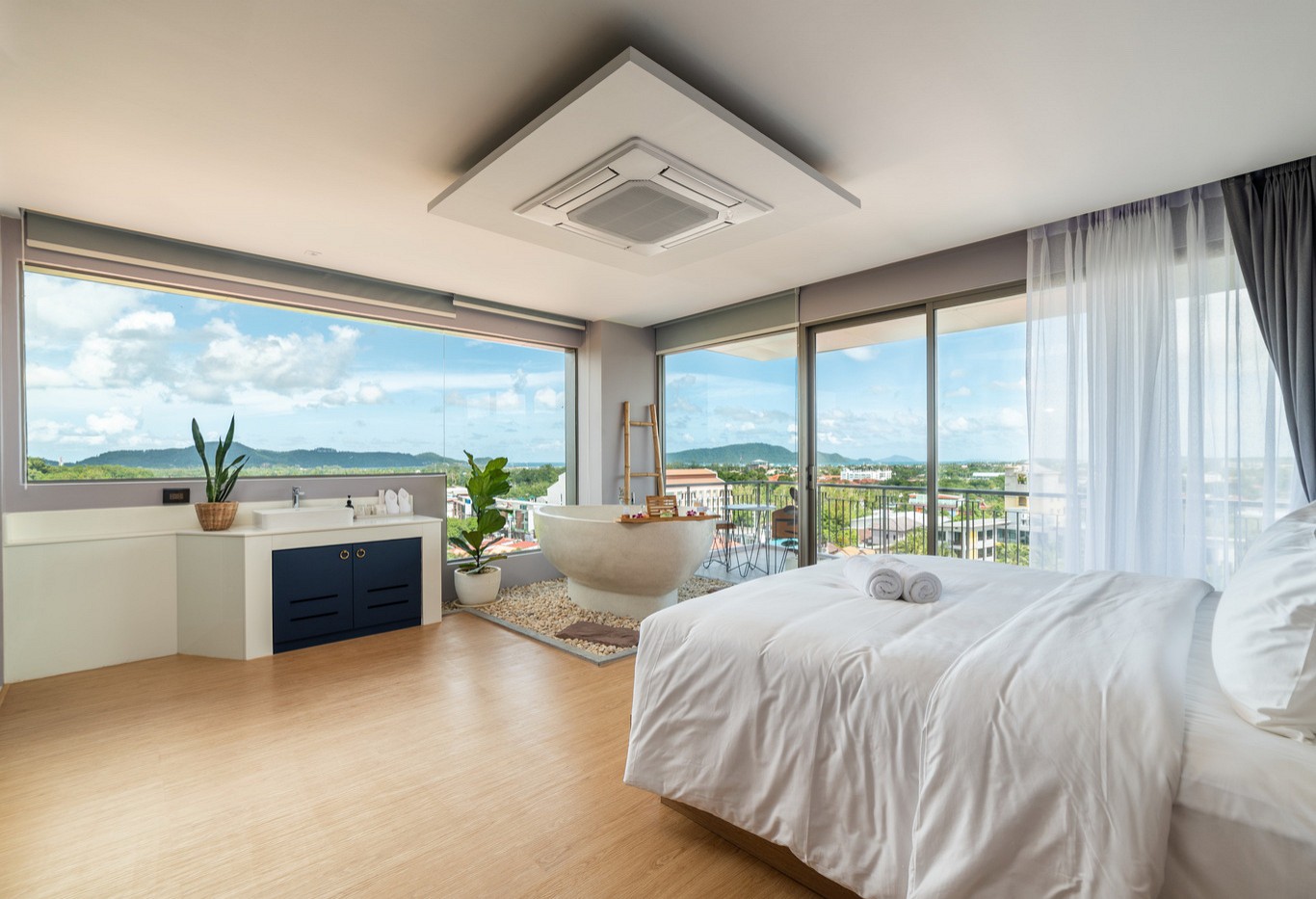 Family Suite Double/Twin