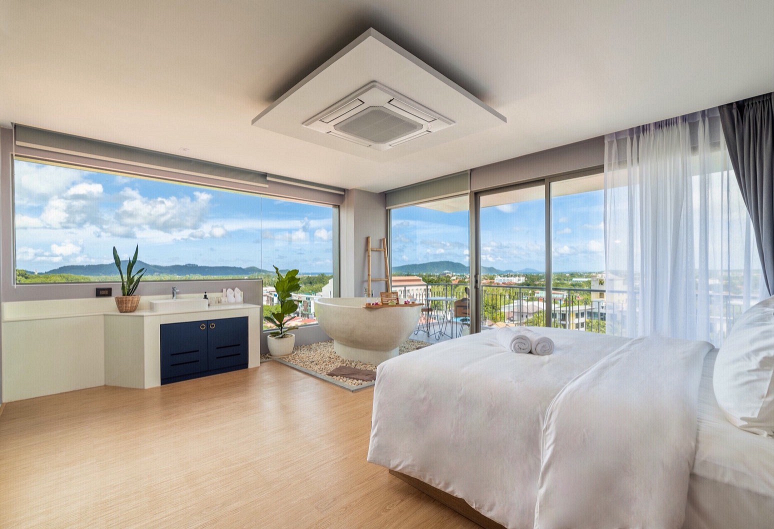 Family Suite Double/Twin