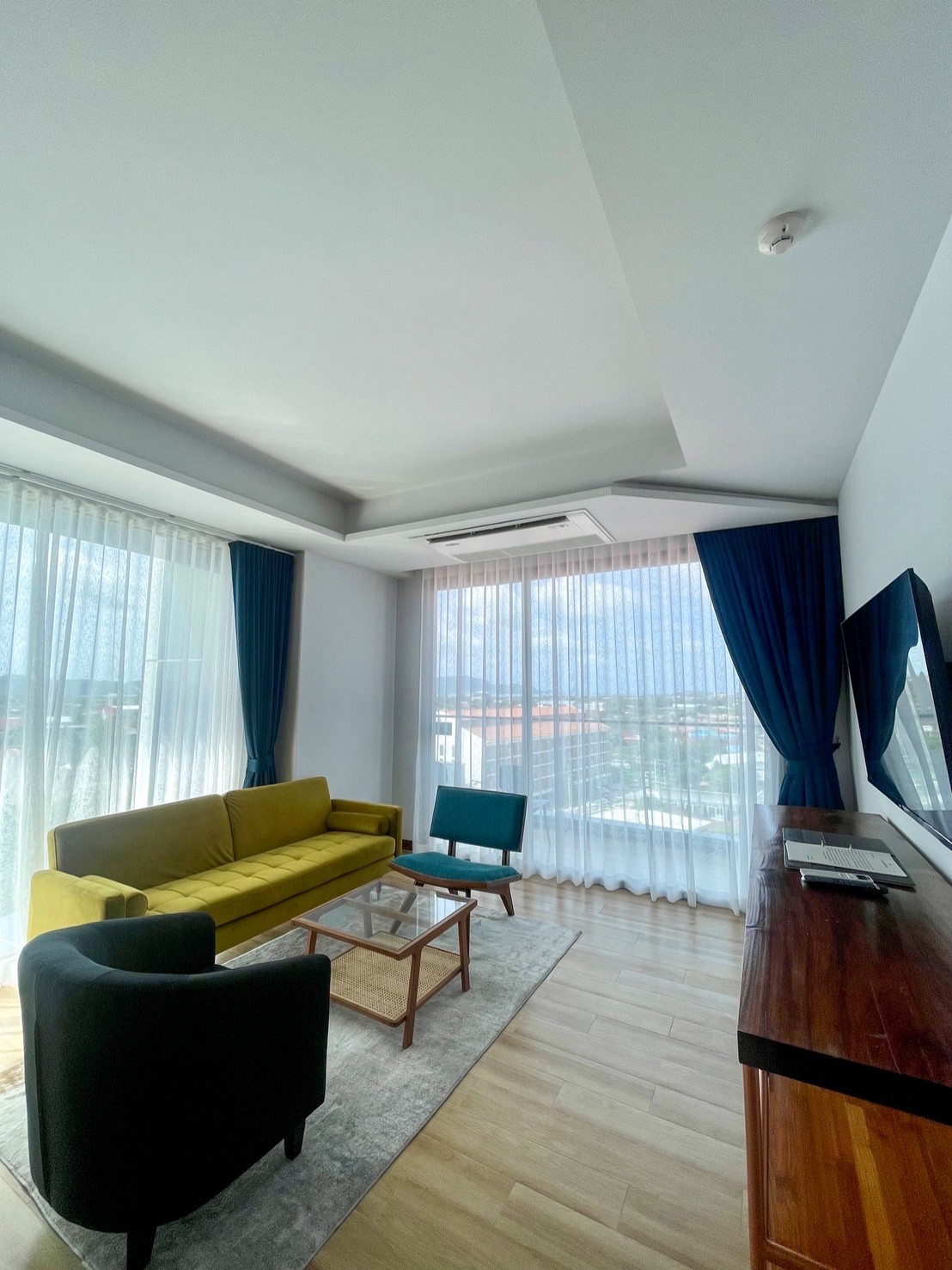 Premium Luxury Suite