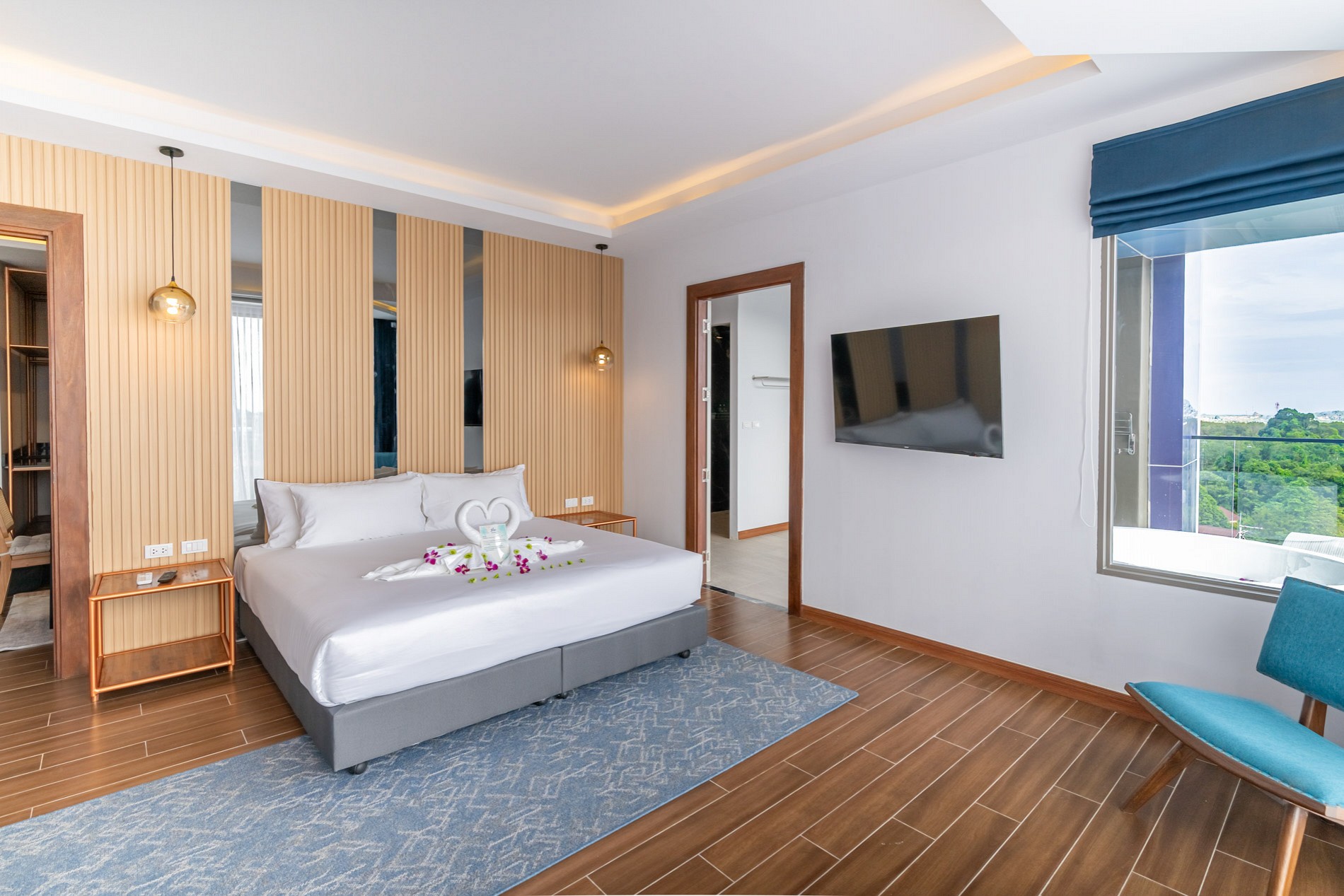 Panorama Executive Suite