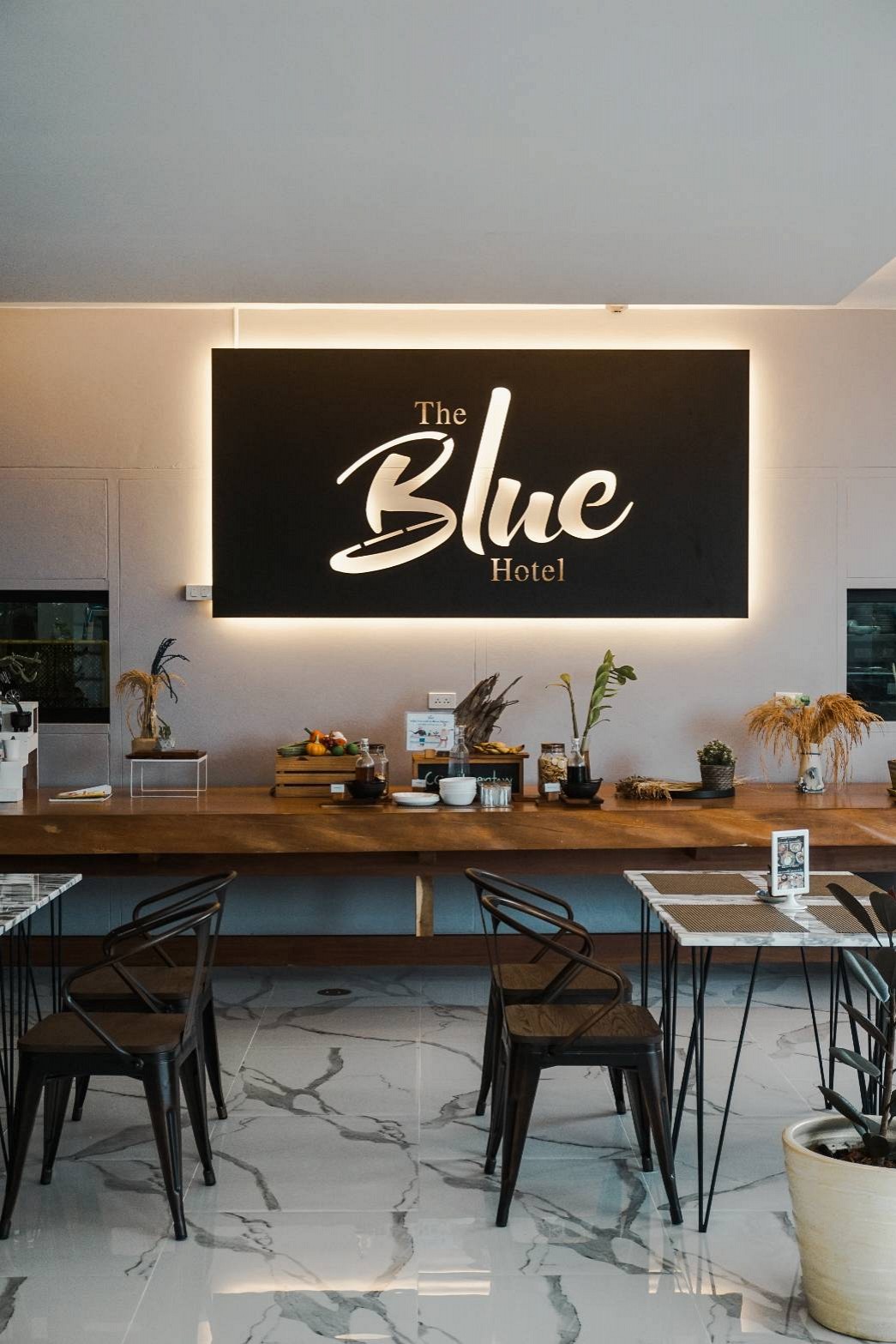 Made in Blue Café @Hotel