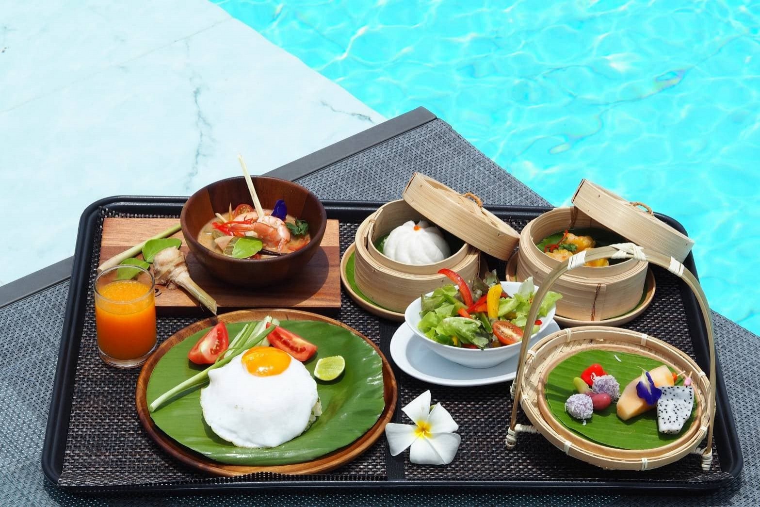 Made in Blue Café @Hotel